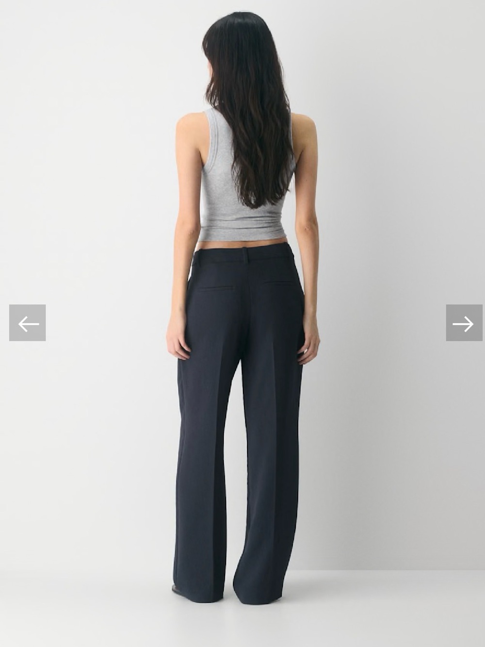 Aritzia Wide-Leg Pleated Pants in black - Picture 3 of 16